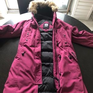 Authentic Youth Women’s Small Canada Goose Jacket